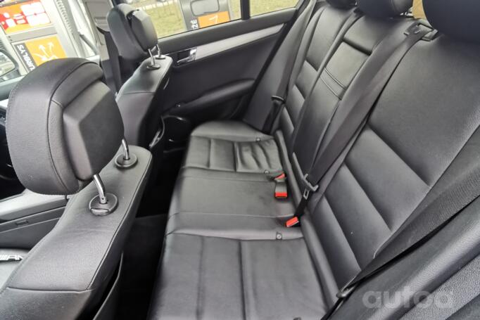 Mercedes-Benz C-Class W204/S204 Sedan 4-doors