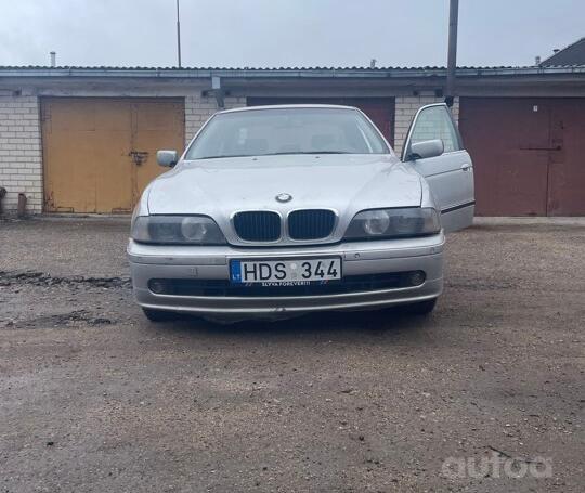 BMW 5 Series E39 Sedan 4-doors