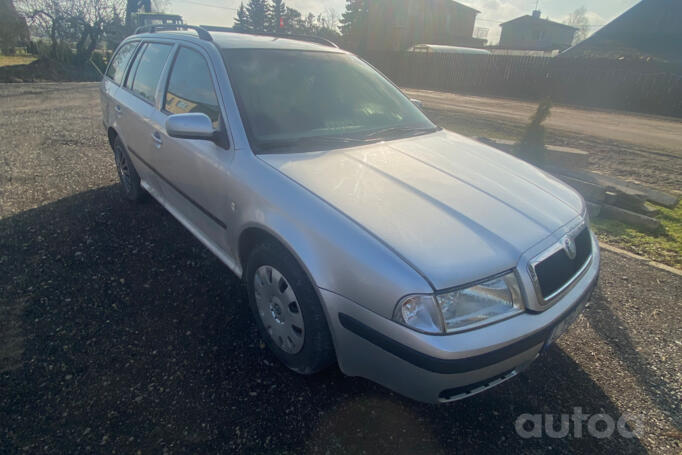 Skoda Octavia 1 generation [restyling] Combi wagon 5-doors