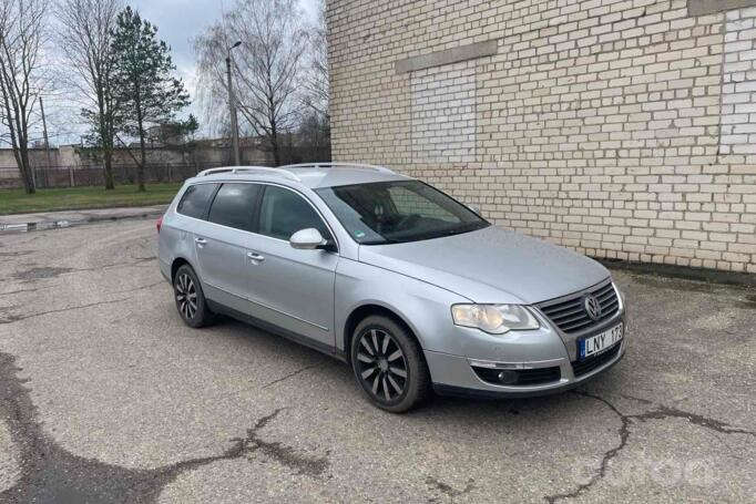 Volkswagen Passat B6 wagon 5-doors