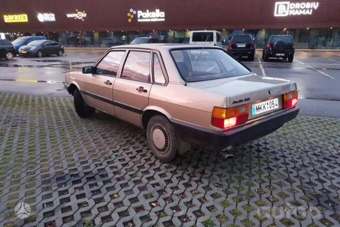 Audi 80 B2 Sedan
