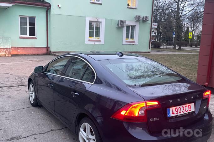 Volvo S60 2 generation Sedan