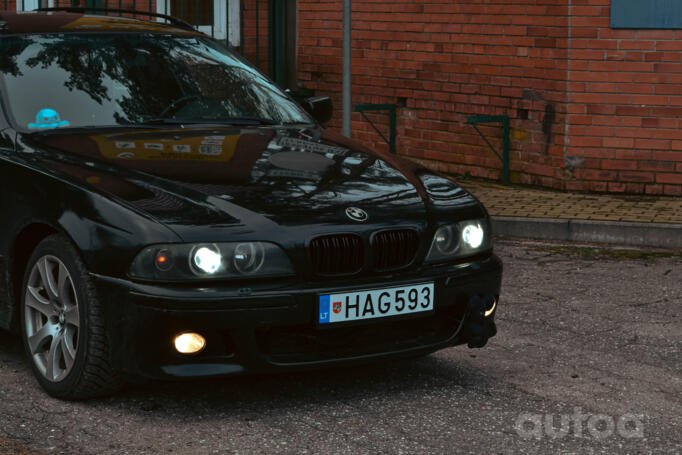 BMW 5 Series E39 Touring wagon