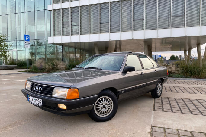 Audi 100 S3 Sedan