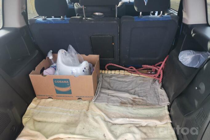 Opel Zafira A Minivan 5-doors