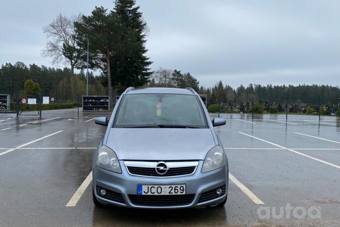 Opel Zafira B Minivan 5-doors