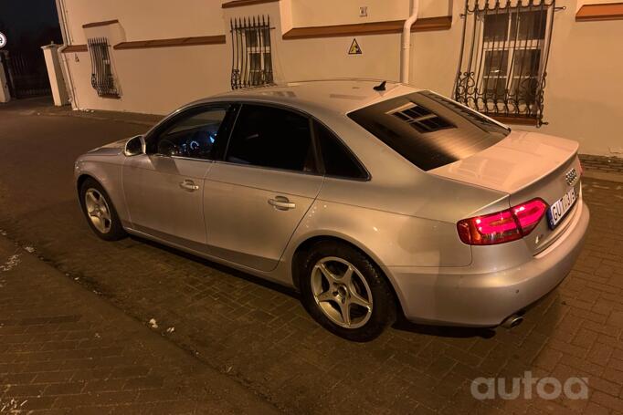 Audi A4 B8/8K Sedan 4-doors