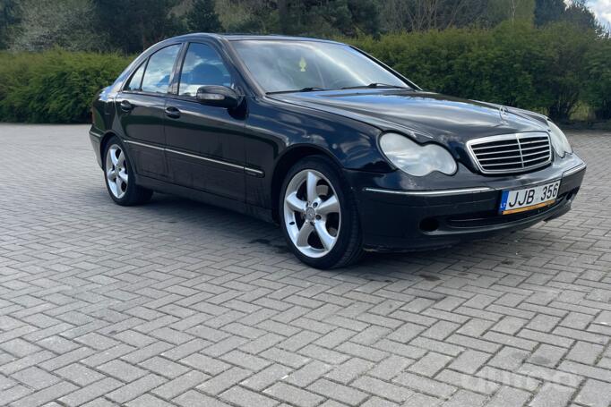 Mercedes-Benz C-Class W203/S203/CL203 Sedan