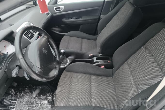 Peugeot 307 1 generation [restyling] Hatchback 5-doors