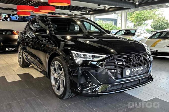 Audi E-TRON 55