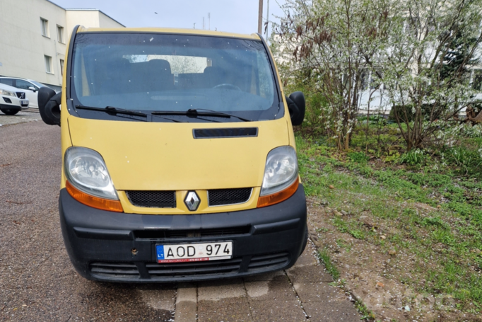 Renault Trafic 2 generation Minivan