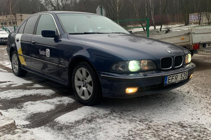 BMW 5 Series E39 Sedan 4-doors