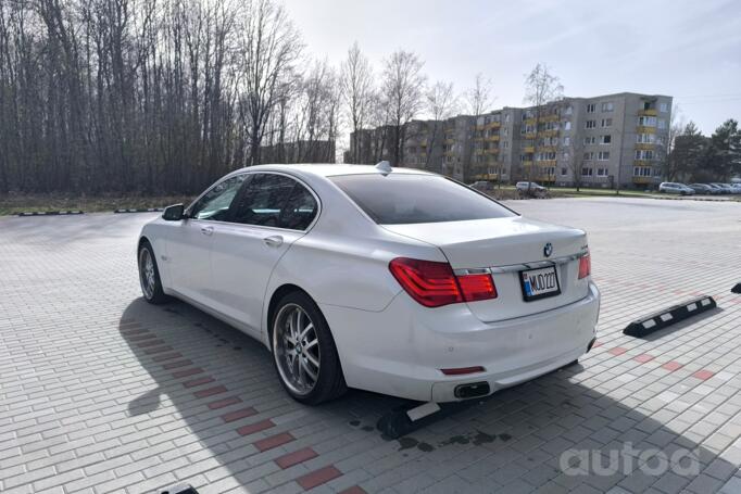 BMW 7 Series F01/F02 Sedan