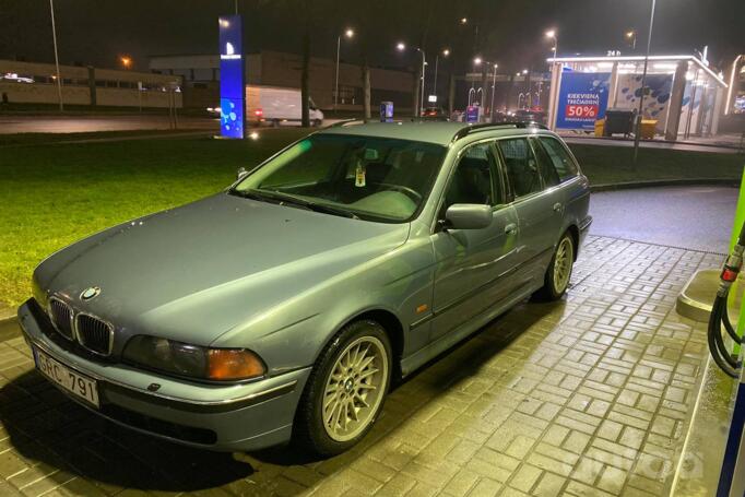 BMW 5 Series E39 Touring wagon