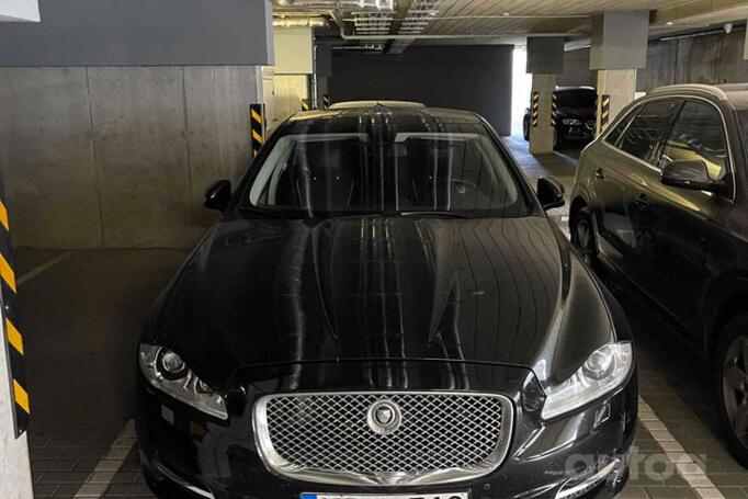 Jaguar XJ X351 Sedan 4-doors