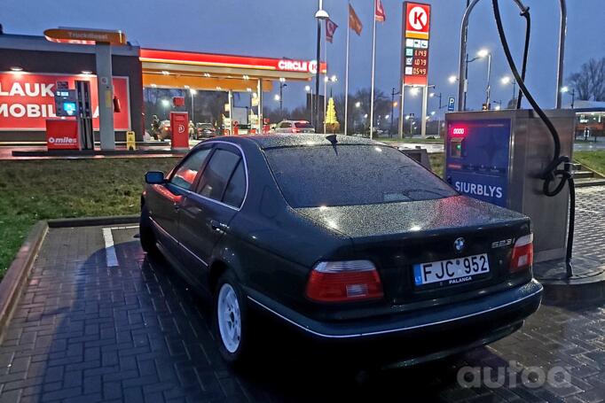 BMW 5 Series E39 Sedan 4-doors