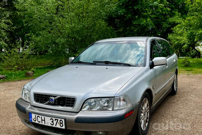 Volvo V40 1 generation [2th restyling] wagon