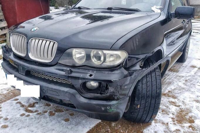 BMW X5 E53 Crossover