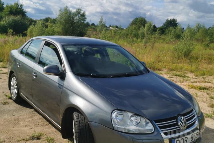 Volkswagen Jetta 5 generation Sedan 4-doors