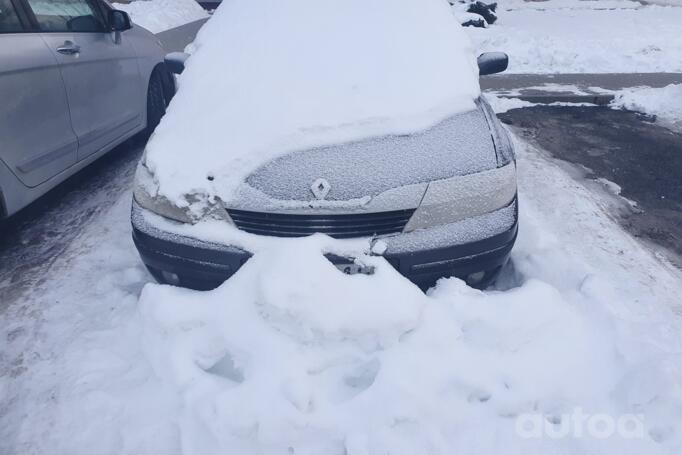 Renault Laguna 2 generation Liftback