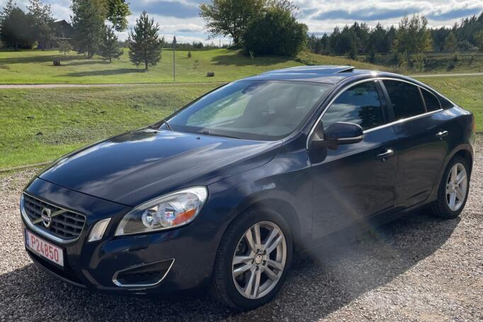 Volvo S60 2 generation Sedan