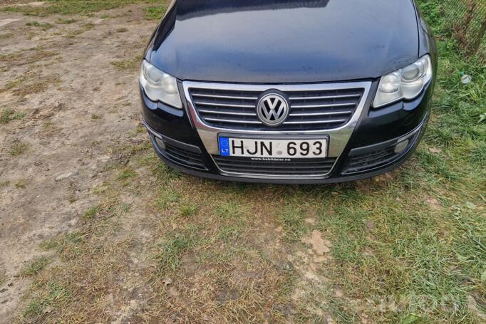 Volkswagen Passat B6 wagon 5-doors