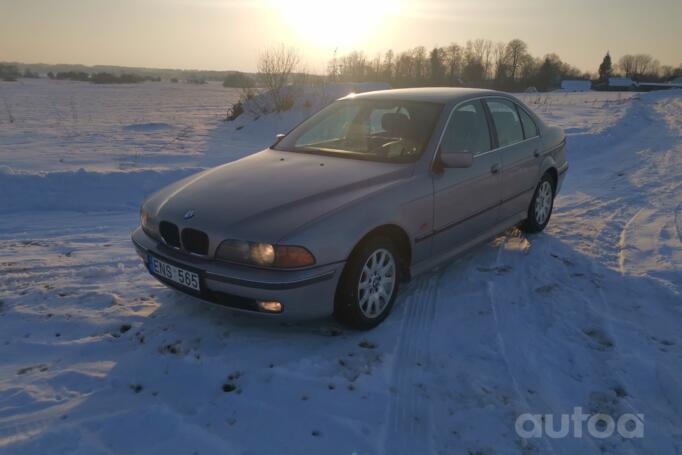 BMW 5 Series E39 Sedan 4-doors