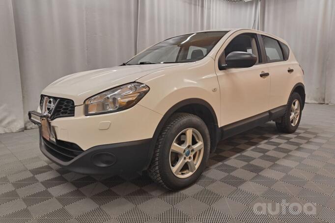 Nissan Qashqai 2 generation Crossover