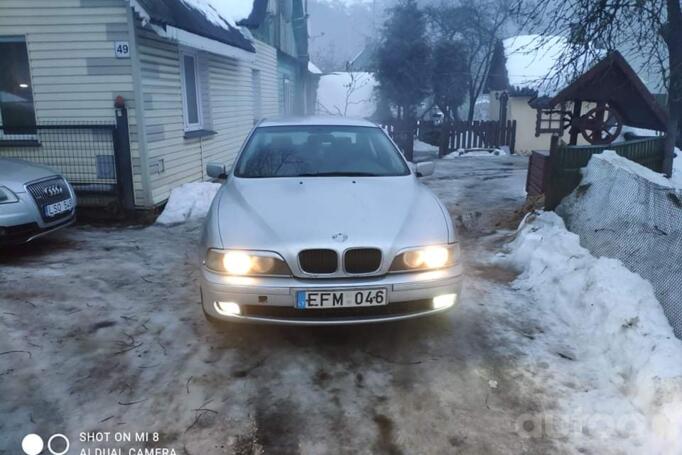 BMW 5 Series E39 Sedan 4-doors