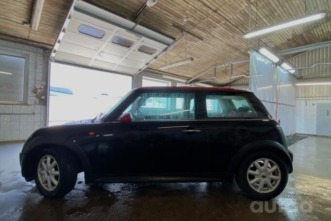 Mini One R50 Hatchback