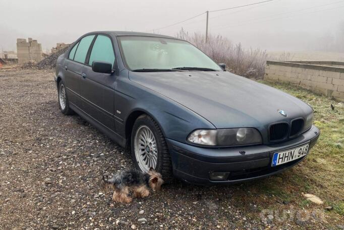 BMW 5 Series E39 Sedan 4-doors