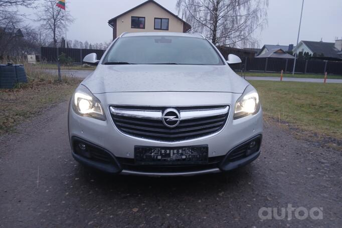 Opel Insignia A [restyling] Country Tourer wagon 5-doors