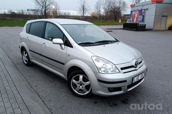 Toyota Corolla Verso 1 generation [restyling] Minivan