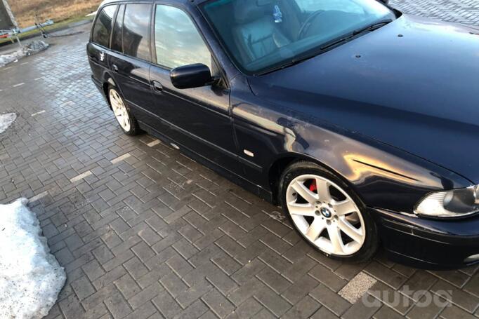BMW 5 Series E39 Touring wagon