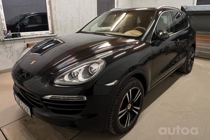 Porsche Cayenne 958 Crossover