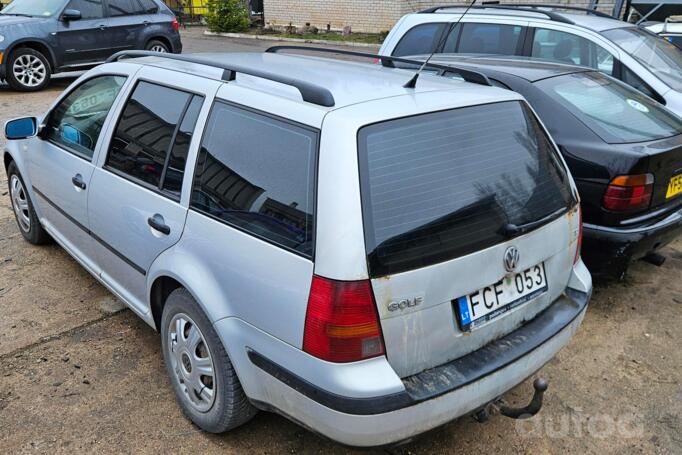 Volkswagen Golf 4 generation wagon