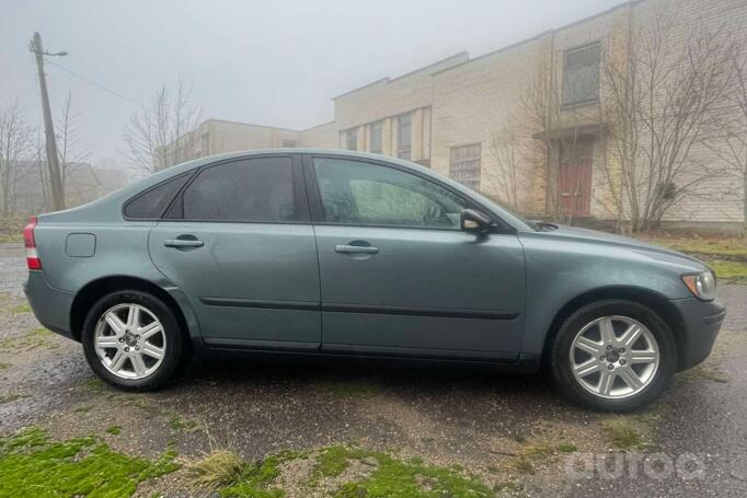 Volvo S40 2 generation Sedan