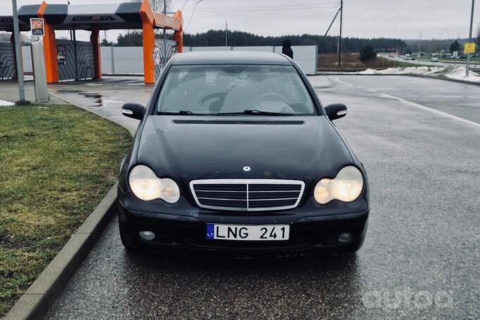 Mercedes-Benz C-Class W203/S203/CL203 Sedan