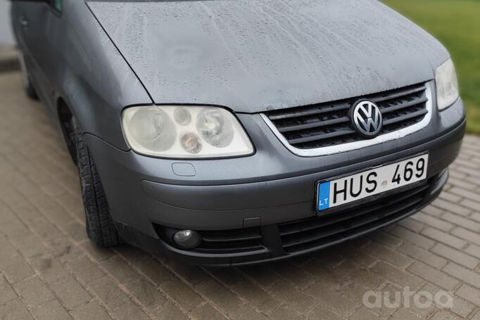 Volkswagen Touran 1 generation Minivan