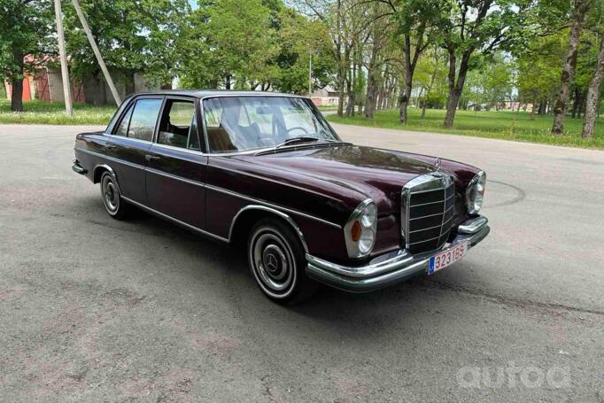 Mercedes-Benz W108 1 generation