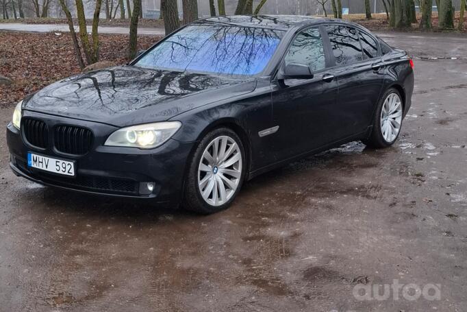 BMW 7 Series F01/F02 Sedan