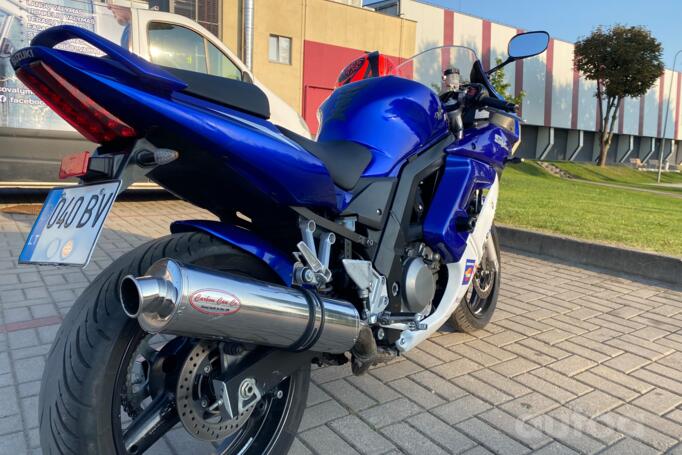 Suzuki SV