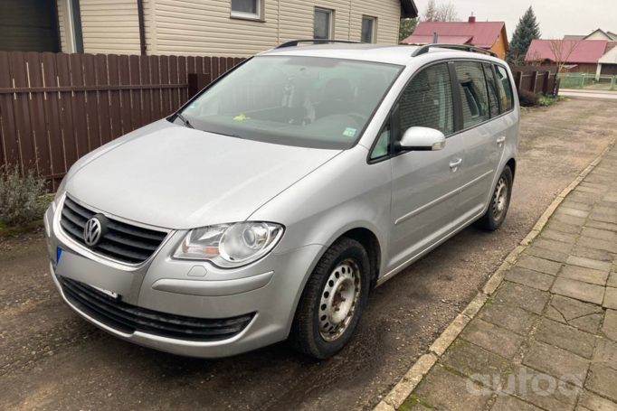 Volkswagen Touran 1 generation [restyling] Minivan 5-doors