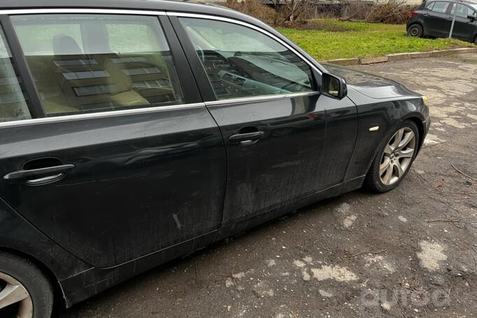 BMW 5 Series E60/E61 Touring wagon