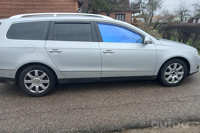 Volkswagen Passat B6 wagon 5-doors