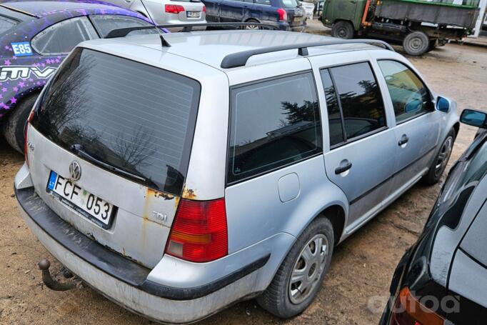 Volkswagen Golf 4 generation wagon