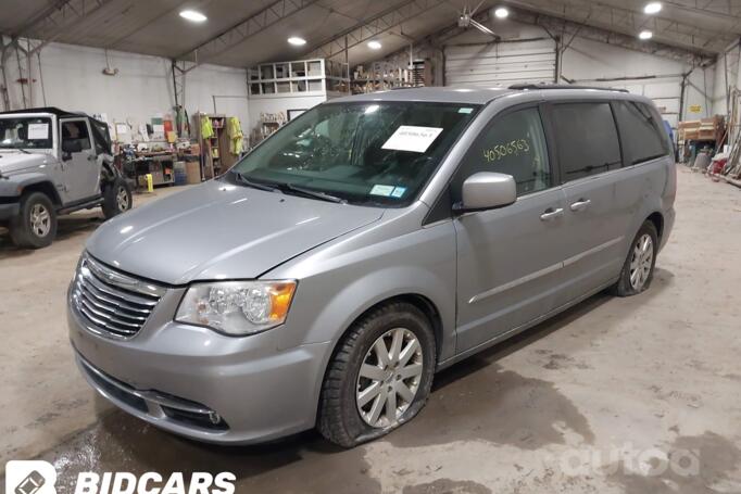 Chrysler Town & Country 5 generation [restyling]