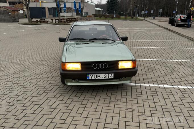 Audi 80 B2 Sedan