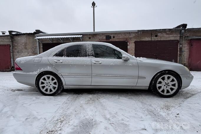 Mercedes-Benz S-Class W220 [restyling] Sedan 4-doors