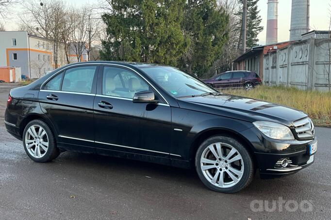 Mercedes-Benz C-Class W204/S204 Sedan 4-doors